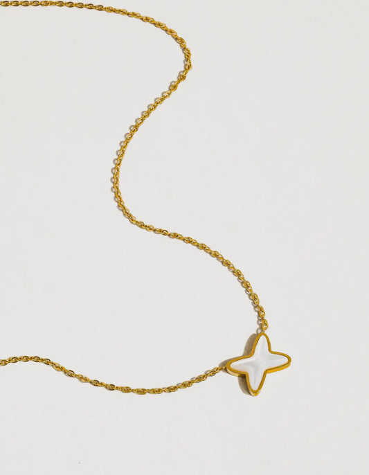 Non tarnish petite necklace  image 0