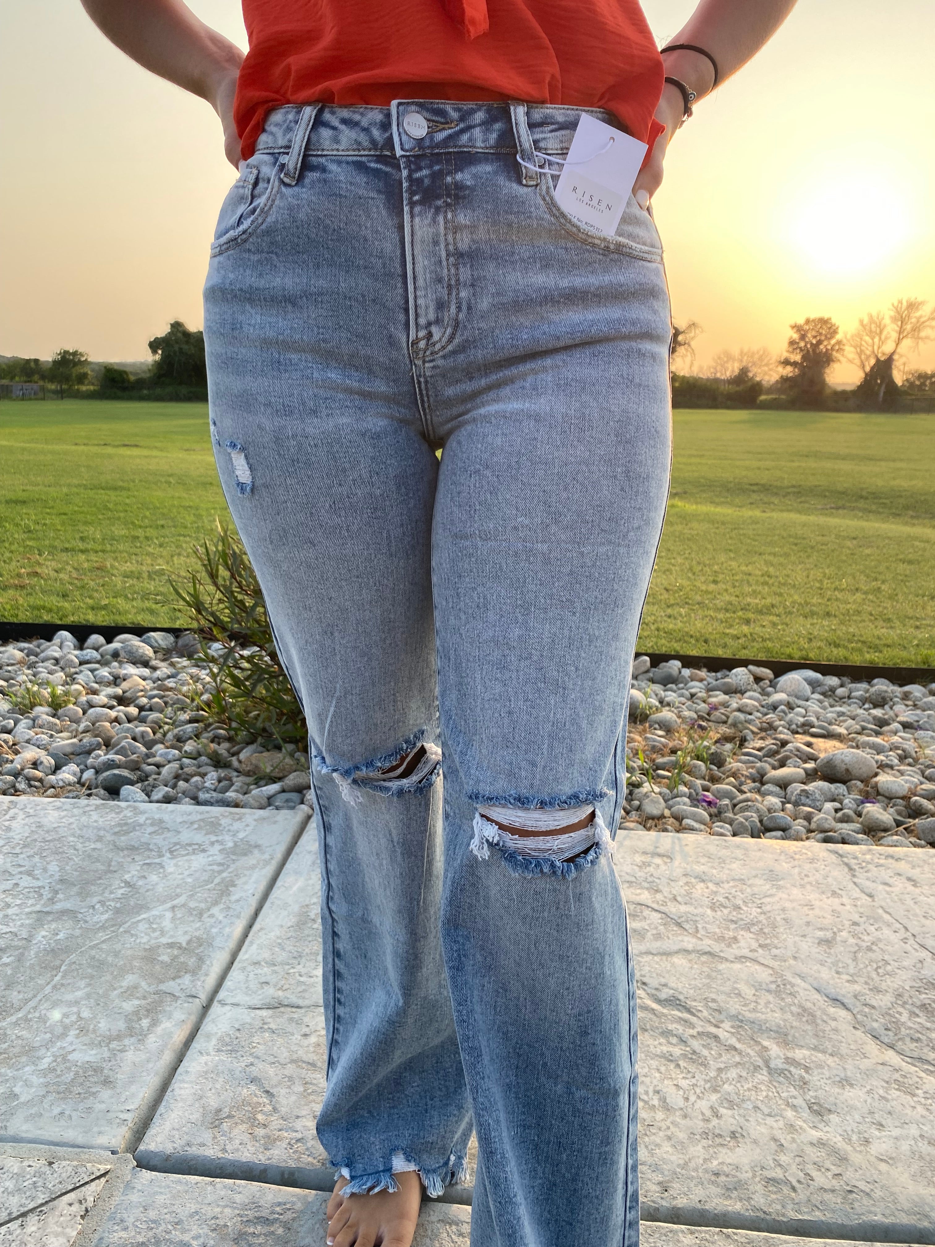 Risen denim jeans