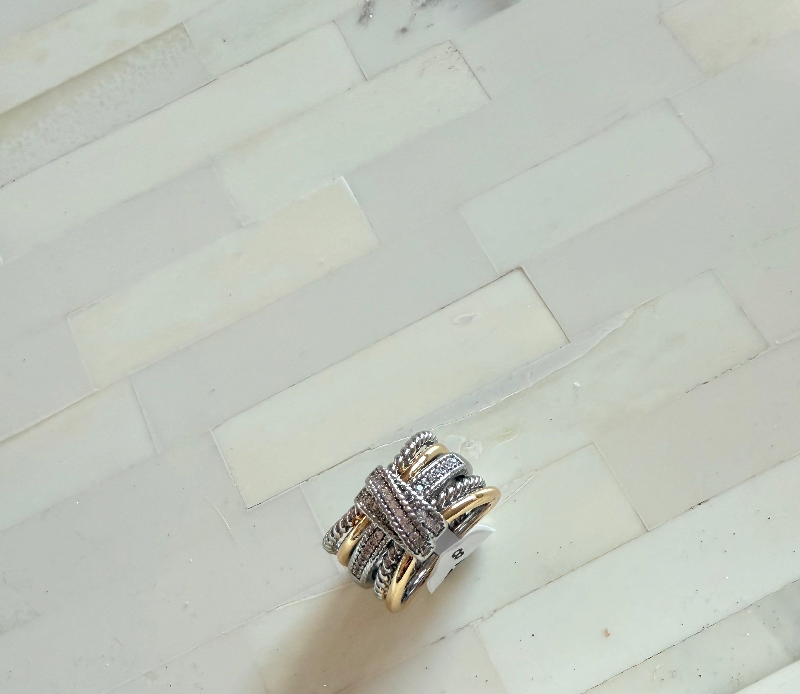 Mixed metals ring