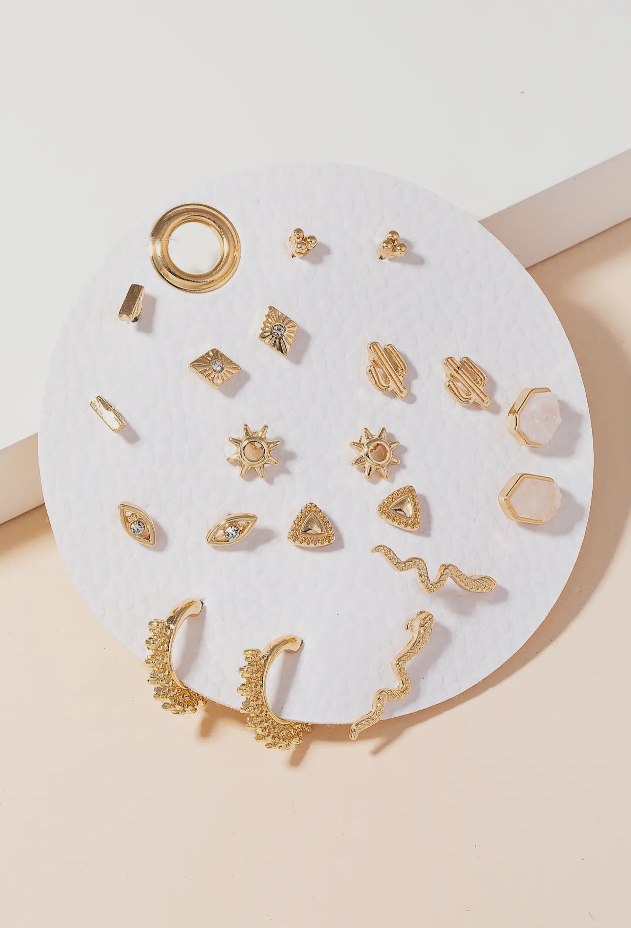 Goddess Earring Set image 0