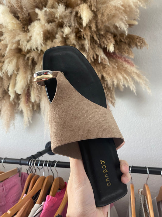 Sasha Sandal