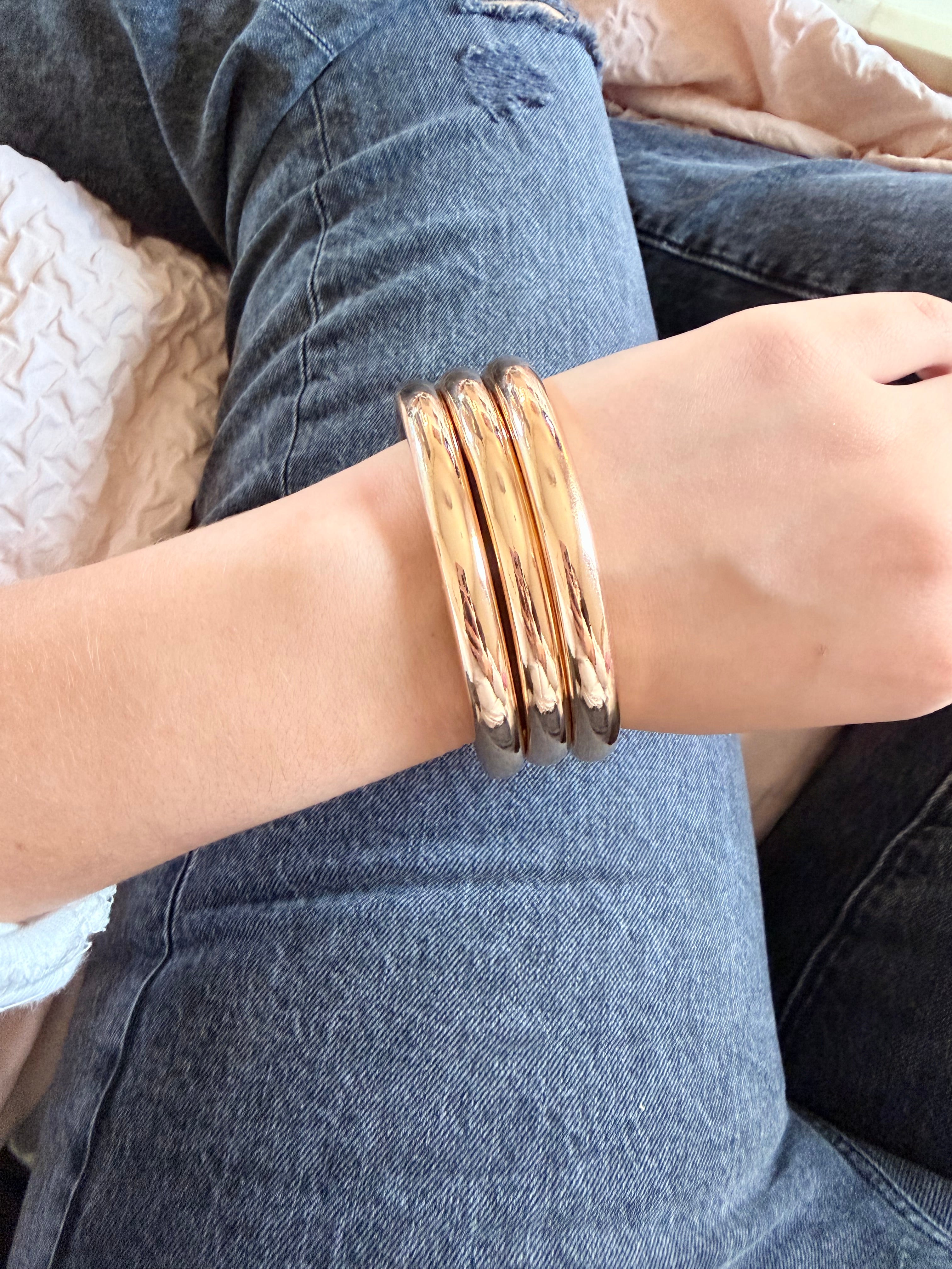 Bangles bracelets